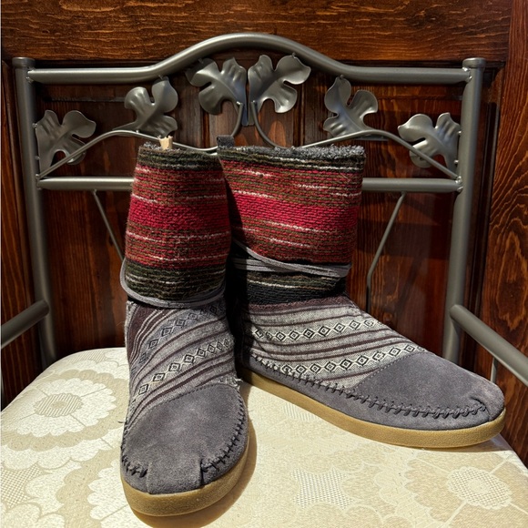 Toms Shoes - Toms Gray Suede & Red Multi Knit Fold-Over Boots